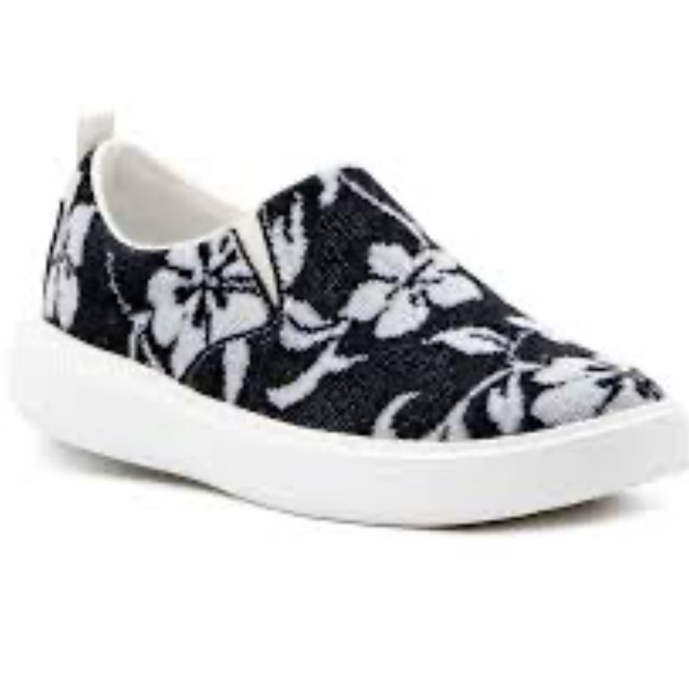 NWT, NWOB $150 NWOB $150 Woolloomooloo × Hoffman “Byron” Merino Wool Slip-On